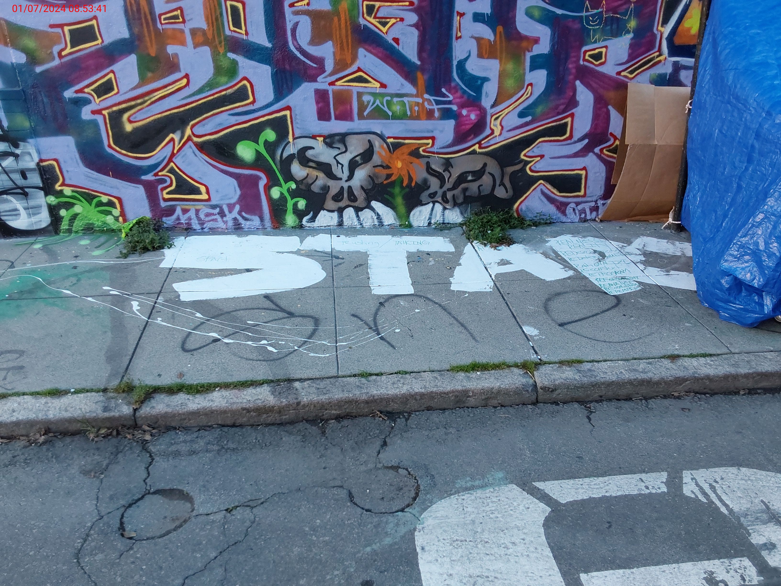 Graffiti at 225 Valencia St