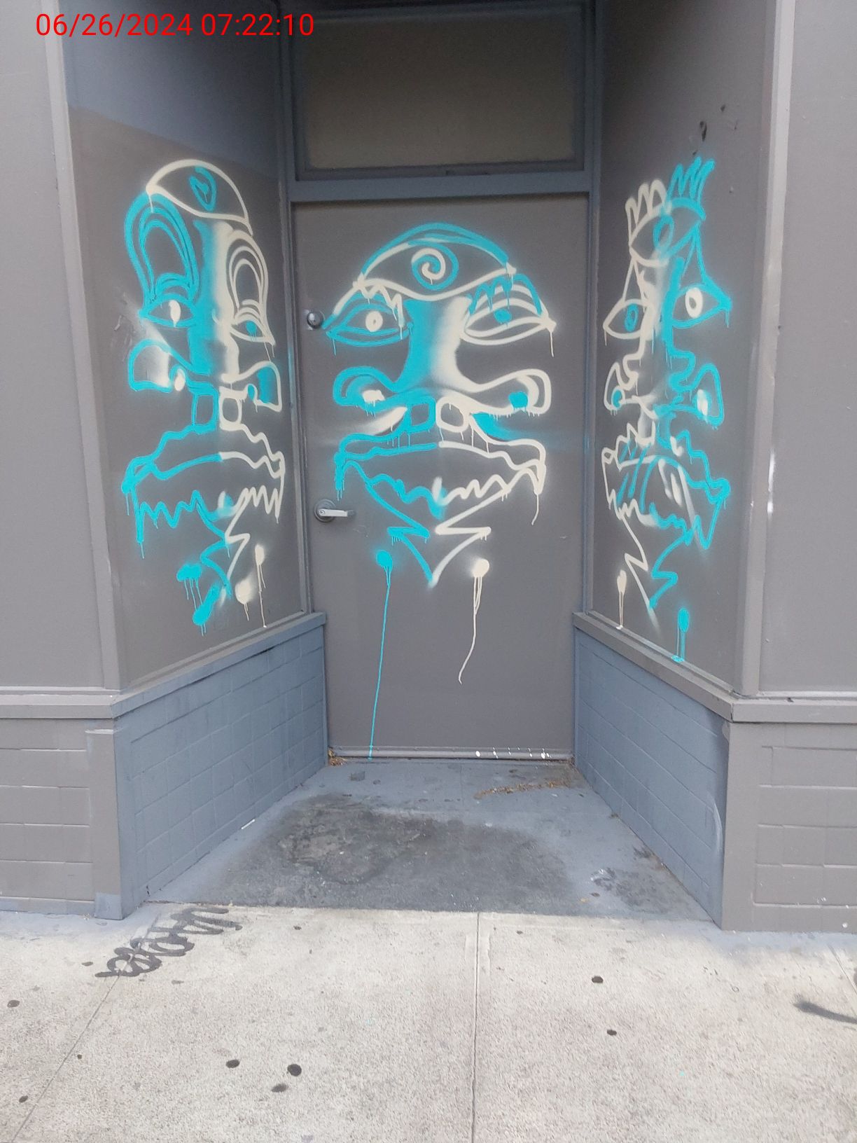 Graffiti at 225 Valencia St