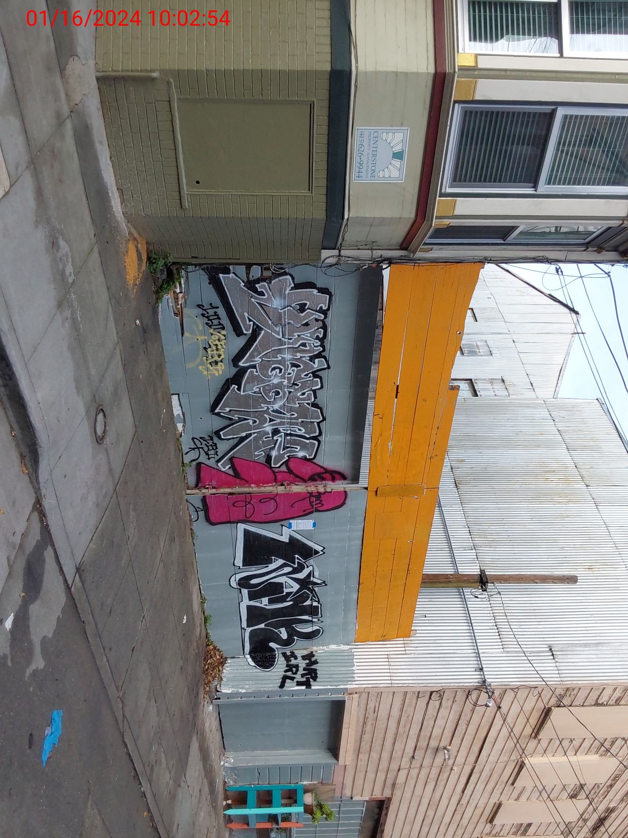 Graffiti at 45 Duboce Ave