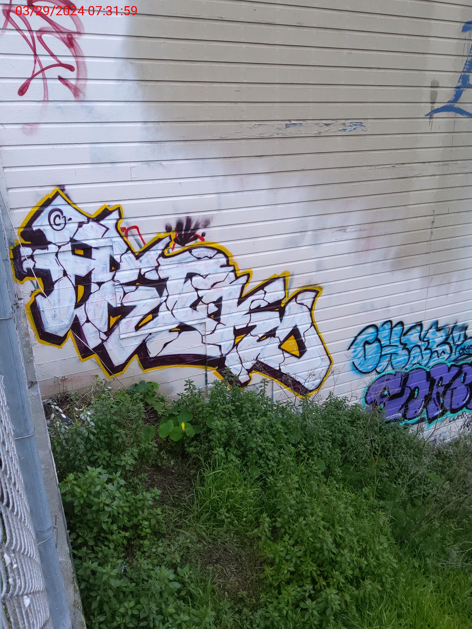 Graffiti at 4120 MISSION ST