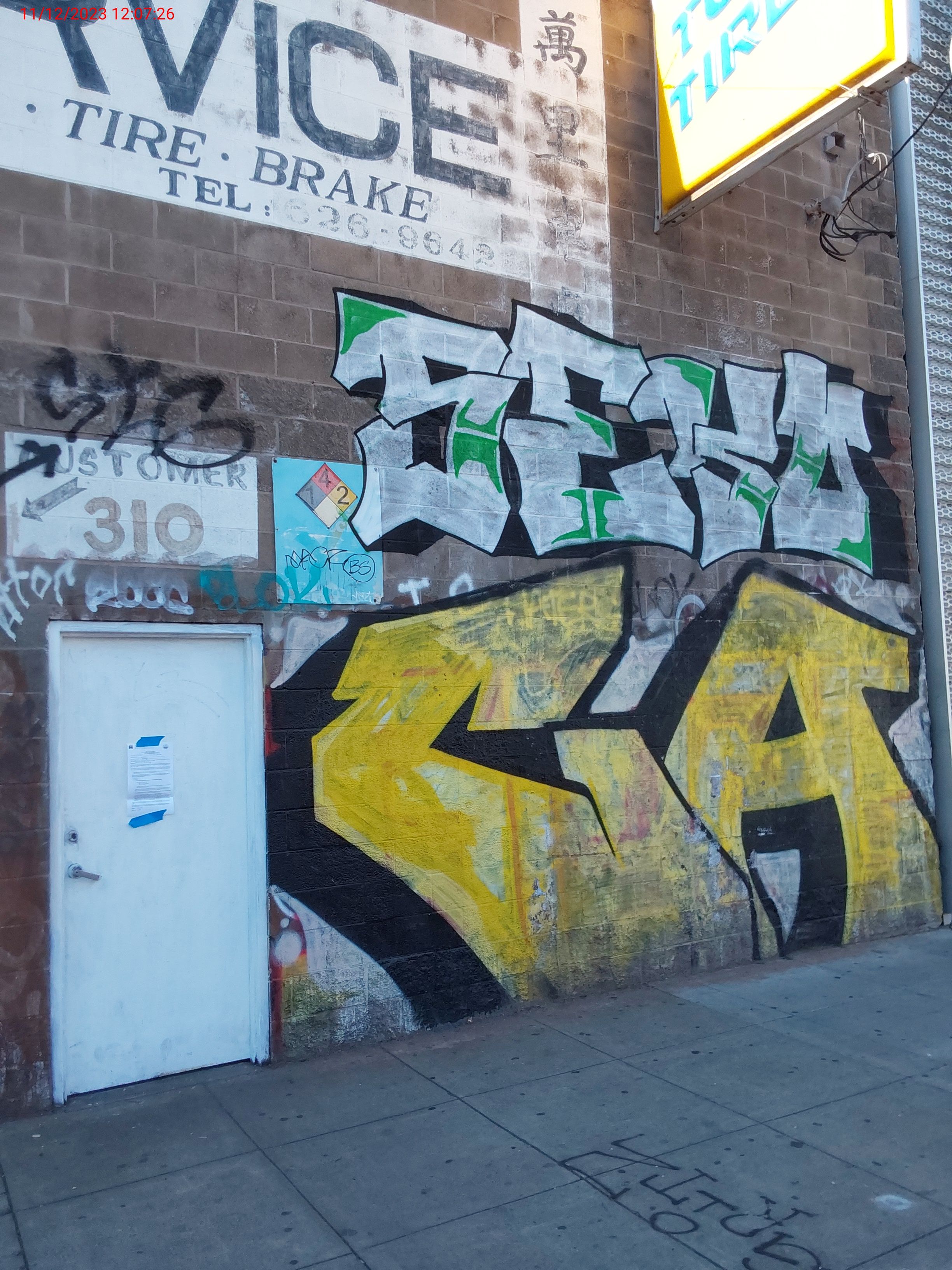 Graffiti at 310 SOUTH VAN NESS AVE