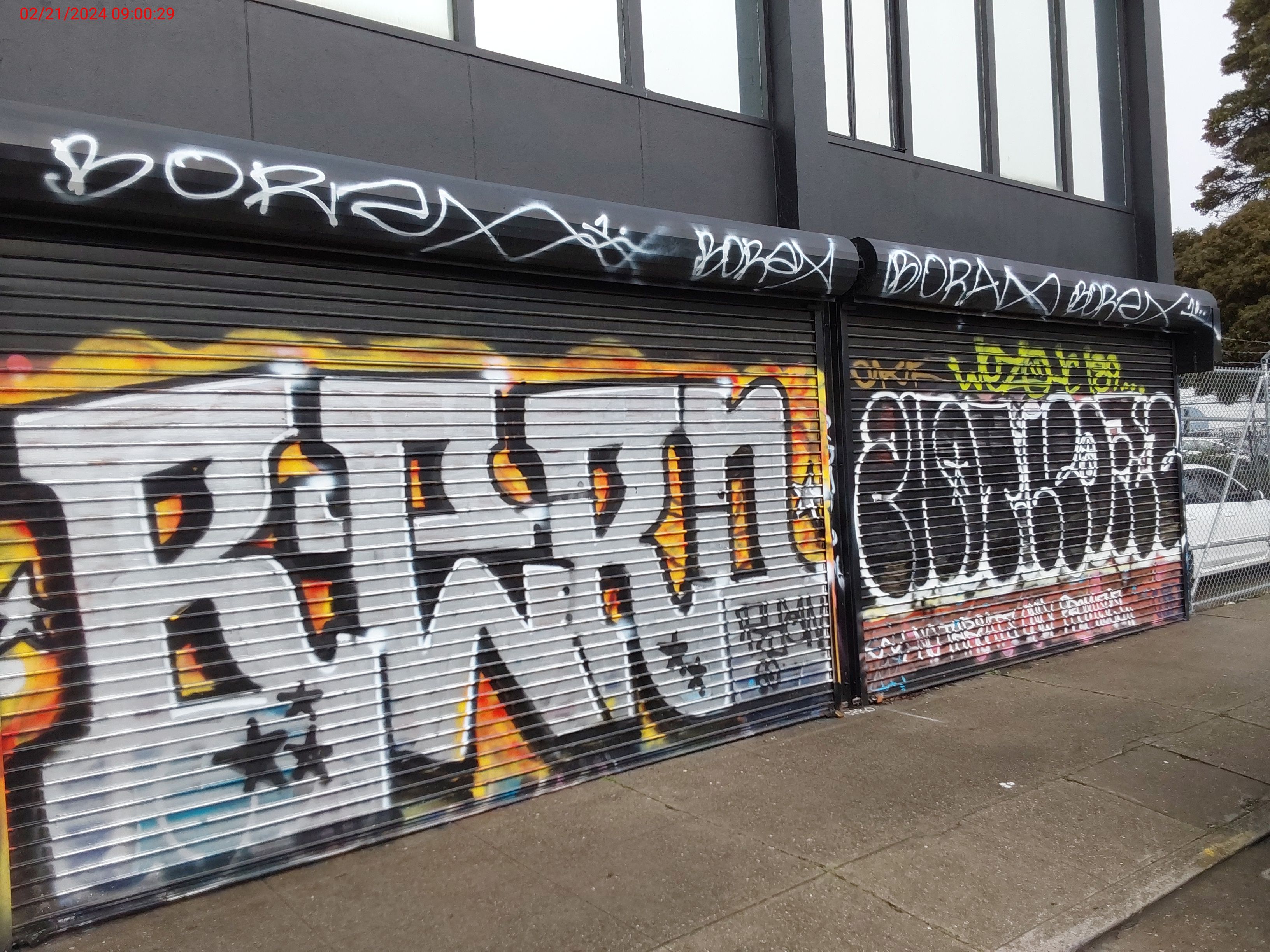 Graffiti at 600 BRYANT ST