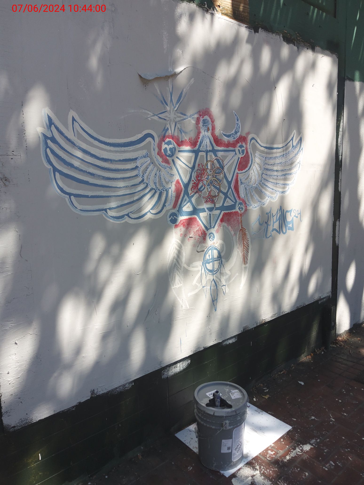 Graffiti at 1760 Market St