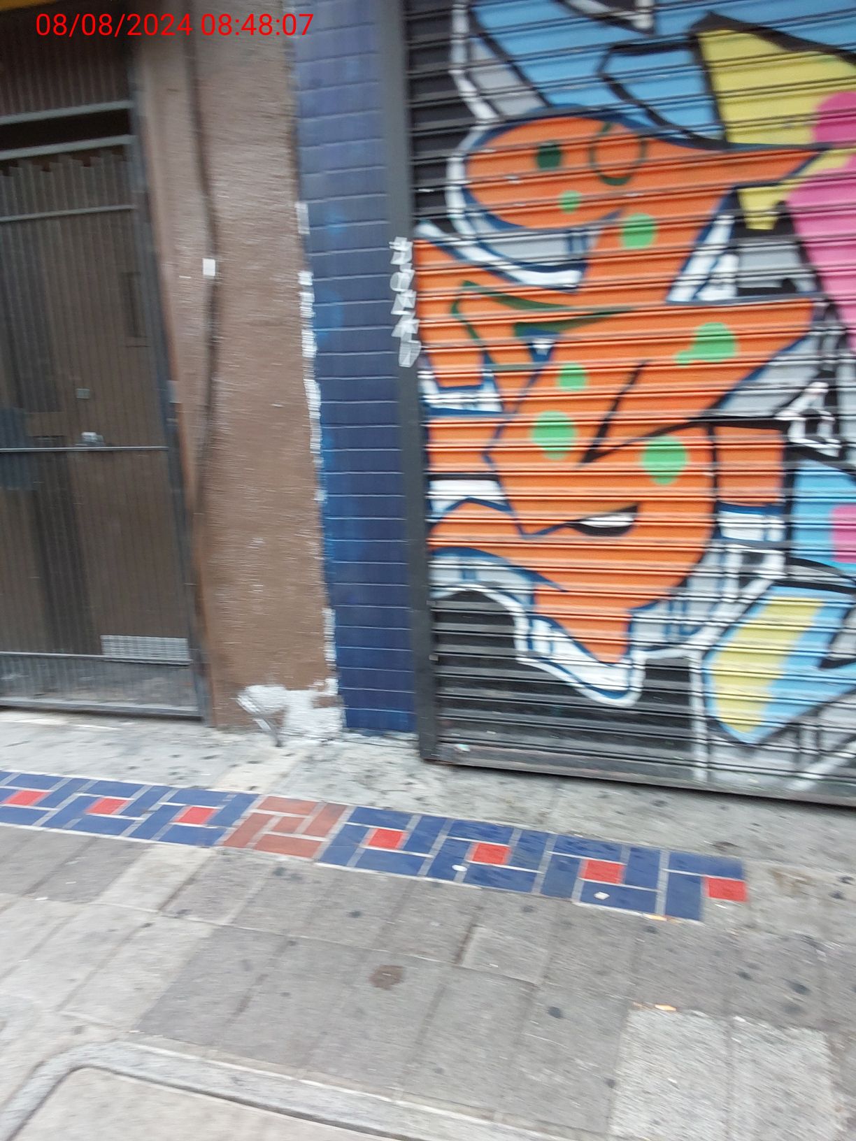 Graffiti at 2050 MISSION ST