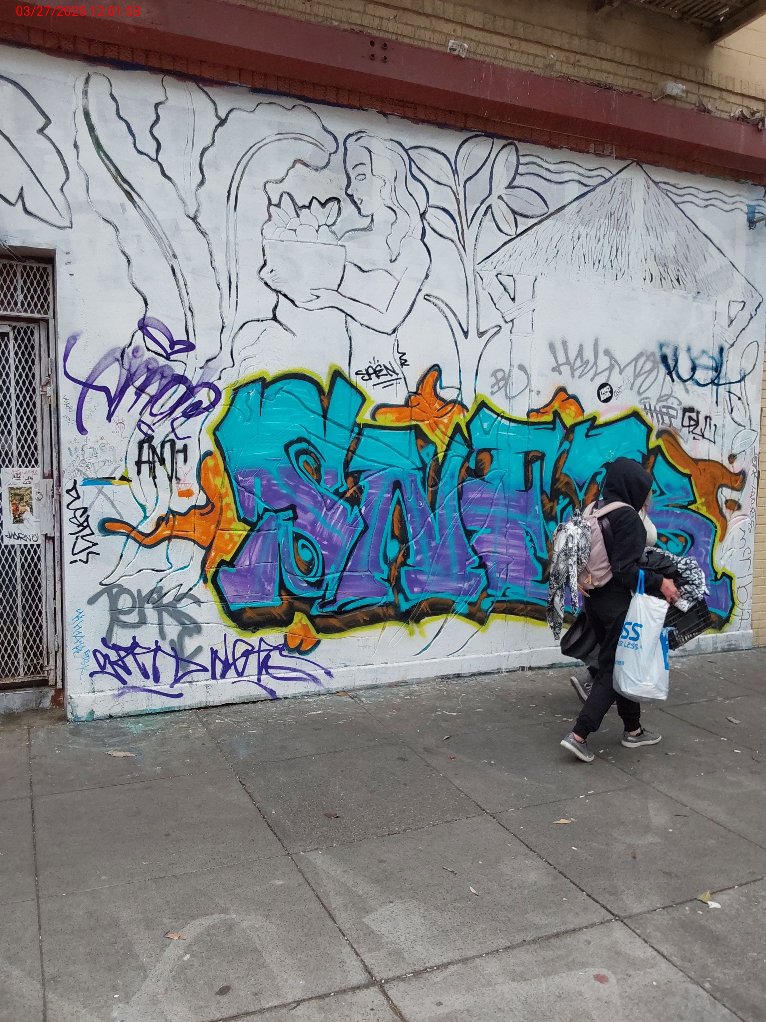 Graffiti at 801 GEARY ST